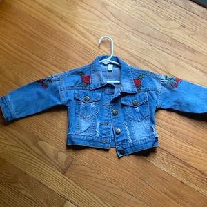 Denim jacket with embroidered flowers